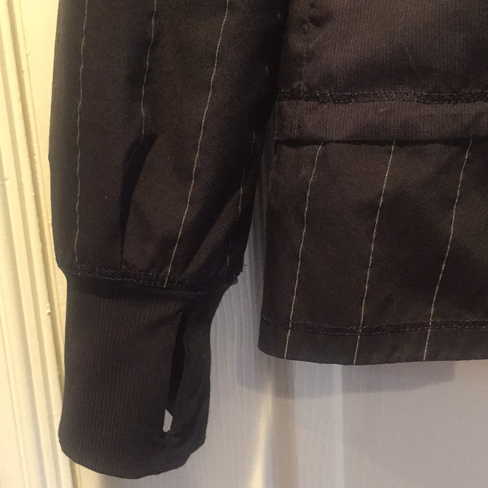 Lululemon jacket - Picture 5 of 7